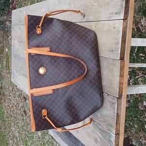 Rioni Moda Italia Leather-trimmed Tote Shoulder Bag With Magnetic Closer